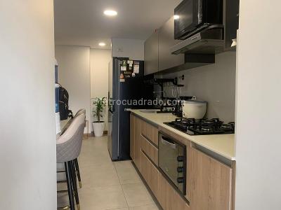 Apartamento de 2 alcobas en arriendo en Colombia, Medellín, 78 m² · foto 7 de 20