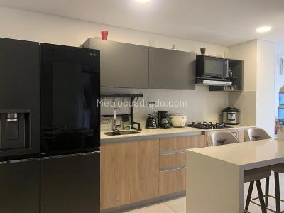 Apartamento de 2 alcobas en arriendo en Colombia, Medellín, 78 m² · foto 9 de 20