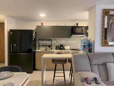 Apartamento de 2 alcobas en arriendo en Colombia, Medellín, 78 m² · foto 13 de 20