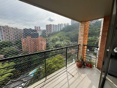 Apartamento de 3 alcobas en arriendo en El Poblado, Medellín, 158 m² · foto 10 de 20