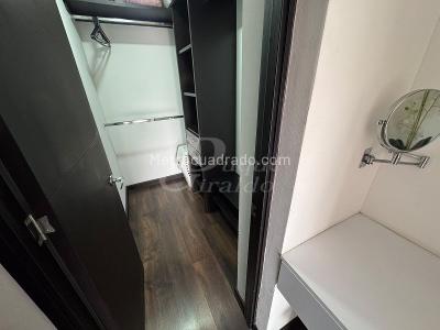 Apartamento de 3 alcobas en arriendo en El Poblado, Medellín, 158 m² · foto 15 de 20