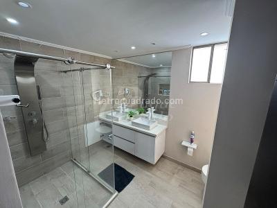 Apartamento de 3 alcobas en arriendo en El Poblado, Medellín, 158 m² · foto 17 de 20