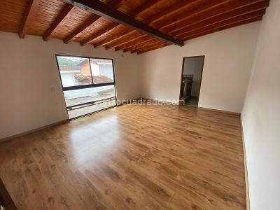 Casa de 5 alcobas en venta en San Antonio De Pereira, Rionegro, 185 m² · foto 11 de 20