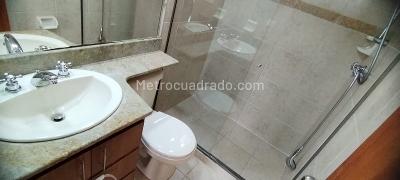 Apartamento de 2 alcobas en arriendo en El Poblado, Medellín, 88 m² · foto 16 de 17