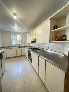 Casa de 3 alcobas en venta en El Poblado, Medellín, 204 m² · foto 6 de 20