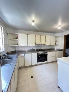 Casa de 3 alcobas en venta en El Poblado, Medellín, 204 m² · foto 7 de 20