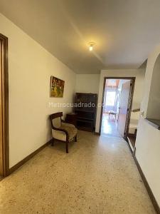 Casa de 3 alcobas en venta en El Poblado, Medellín, 204 m² · foto 12 de 20