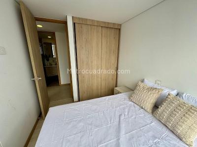 Apartamento de 3 alcobas en arriendo en Castropol, Medellín, 79 m² · foto 13 de 20