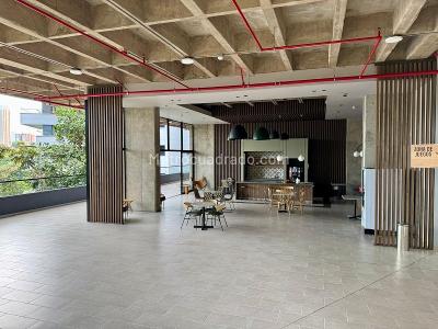 Apartamento de 3 alcobas en arriendo en Castropol, Medellín, 79 m² · foto 16 de 20