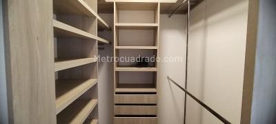 Apartaestudio en arriendo en Loma El Escobero, Envigado · foto 9 de 13