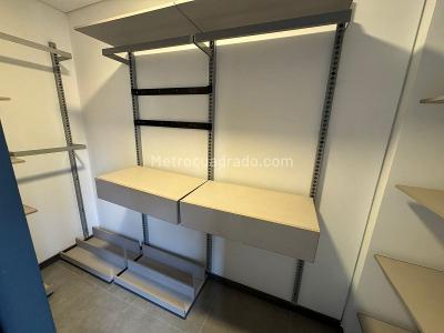Apartamento de 3 alcobas en arriendo en El Poblado, Medellín, 170 m² · foto 18 de 20