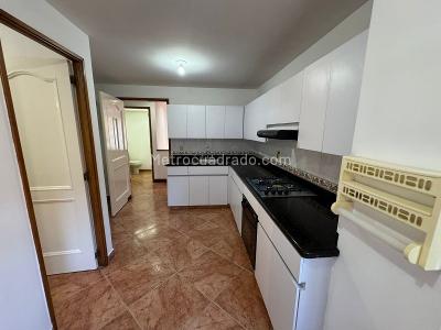Apartamento de 3 alcobas en arriendo en El Poblado, Medellín, 145 m² · foto 3 de 20
