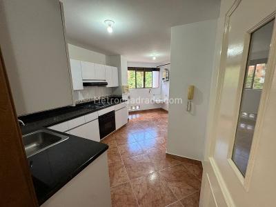 Apartamento de 3 alcobas en arriendo en El Poblado, Medellín, 145 m² · foto 5 de 20