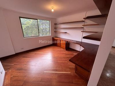 Apartamento de 3 alcobas en arriendo en El Poblado, Medellín, 145 m² · foto 7 de 20
