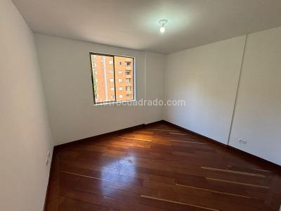 Apartamento de 3 alcobas en arriendo en El Poblado, Medellín, 145 m² · foto 11 de 20
