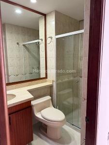 Apartamento en venta en Loma De Los Bernal, Medellín · foto 4 de 19
