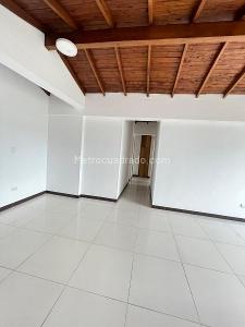 Apartamento en venta en Loma De Los Bernal, Medellín · foto 8 de 20