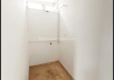 Apartamento de 5 alcobas en venta en Florida Nueva, Medellín, 180 m² · foto 17 de 20