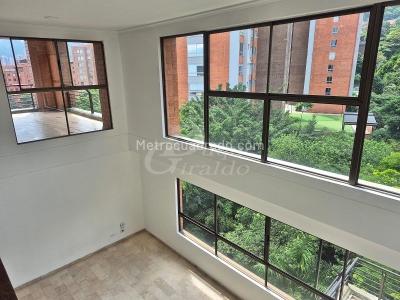 Apartamento en arriendo en El Poblado, Medellín · foto 4 de 20