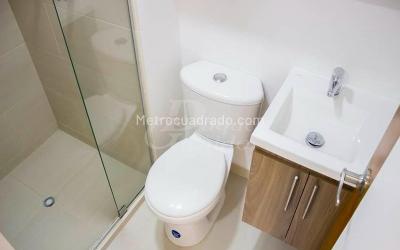 Apartamento de 2 alcobas en arriendo en Castropol, Medellín, 100 m² · foto 14 de 20