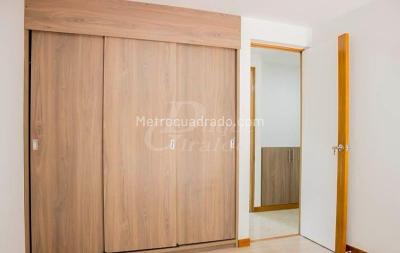 Apartamento de 2 alcobas en arriendo en Castropol, Medellín, 100 m² · foto 17 de 20
