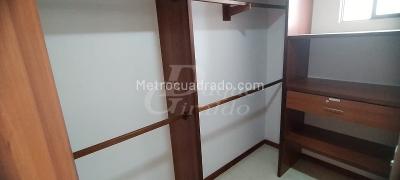 Apartamento de 3 alcobas en arriendo en El Poblado, Medellín, 134 m² · foto 8 de 20