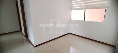 Apartamento de 3 alcobas en arriendo en El Poblado, Medellín, 134 m² · foto 18 de 20