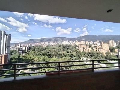 Apartamento de 3 alcobas en arriendo en La Frontera, Medellín, 150 m² · foto 2 de 20