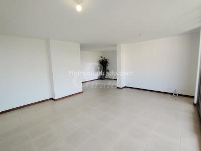 Apartamento de 3 alcobas en arriendo en La Frontera, Medellín, 150 m² · foto 7 de 20