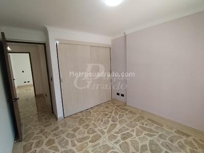 Apartamento de 3 alcobas en arriendo en Castropol, Medellín, 145 m² · foto 11 de 18