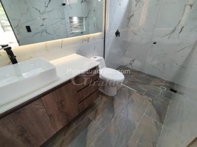 Apartamento de 3 alcobas en arriendo en Castropol, Medellín, 145 m² · foto 16 de 18