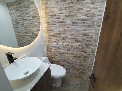 Apartamento de 3 alcobas en arriendo en Castropol, Medellín, 145 m² · foto 18 de 18