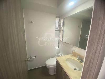 Apartamento en arriendo en Los Colegios, Rionegro · foto 8 de 18