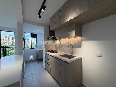 Apartamento de 2 alcobas en venta en Cimarrona, Rionegro, 58 m² · foto 2 de 8