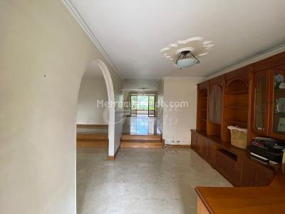 Apartamento de 4 alcobas en venta en El Poblado, Medellín, 254 m² · foto 10 de 20