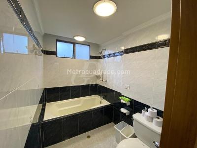 Apartamento de 4 alcobas en venta en El Poblado, Medellín, 254 m² · foto 14 de 20