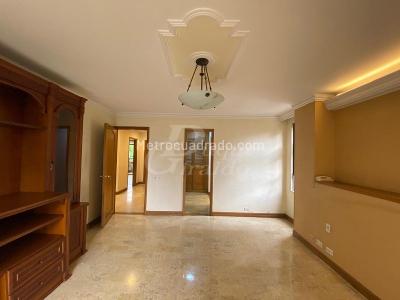Apartamento de 4 alcobas en venta en El Poblado, Medellín, 254 m² · foto 20 de 20