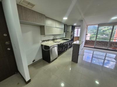 Apartamento en arriendo en La Doctora, Sabaneta · foto 2 de 10