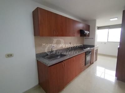 Apartamento de 3 alcobas en arriendo en El Poblado, Medellín, 135 m² · foto 4 de 20