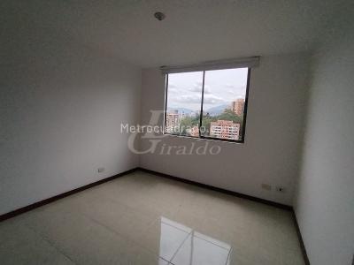 Apartamento de 3 alcobas en arriendo en El Poblado, Medellín, 135 m² · foto 8 de 20