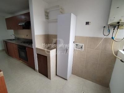 Apartamento de 3 alcobas en arriendo en El Poblado, Medellín, 135 m² · foto 9 de 20