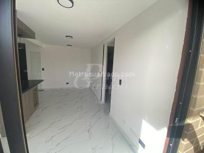 Apartamento de 2 alcobas en arriendo en Cimarrona, Rionegro, 49 m² · foto 4 de 16