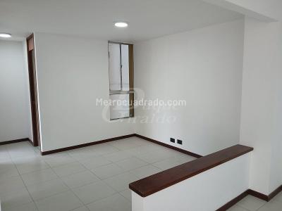 Apartamento de 2 alcobas en arriendo en Los Balsos, Medellín, 78 m² · foto 4 de 14