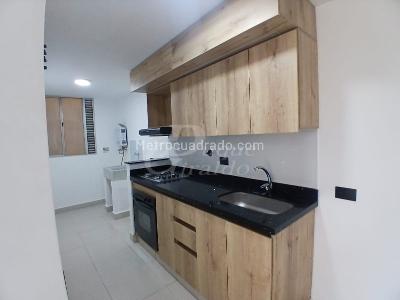Apartamento de 2 alcobas en arriendo en Los Balsos, Medellín, 78 m² · foto 6 de 14