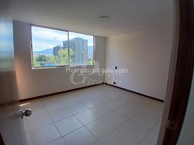 Apartamento de 2 alcobas en arriendo en Los Balsos, Medellín, 78 m² · foto 10 de 14
