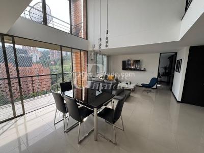 Apartamento de 3 alcobas en venta en El Poblado, Medellín, 158 m² · foto 1 de 20