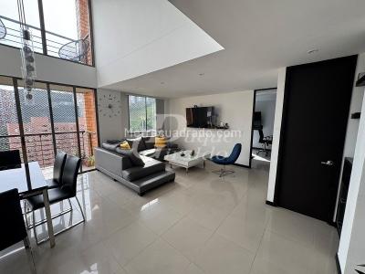 Apartamento de 3 alcobas en venta en El Poblado, Medellín, 158 m² · foto 3 de 20