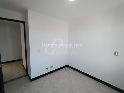 Apartamento de 3 alcobas en arriendo en El Poblado, Medellín, 82 m² · foto 6 de 13