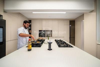 Apartamento en venta en El Poblado, Medellín · foto 6 de 20