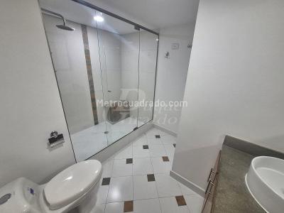Apartamento de 2 alcobas en arriendo en Las Lomitas, Sabaneta, 90 m² · foto 4 de 19